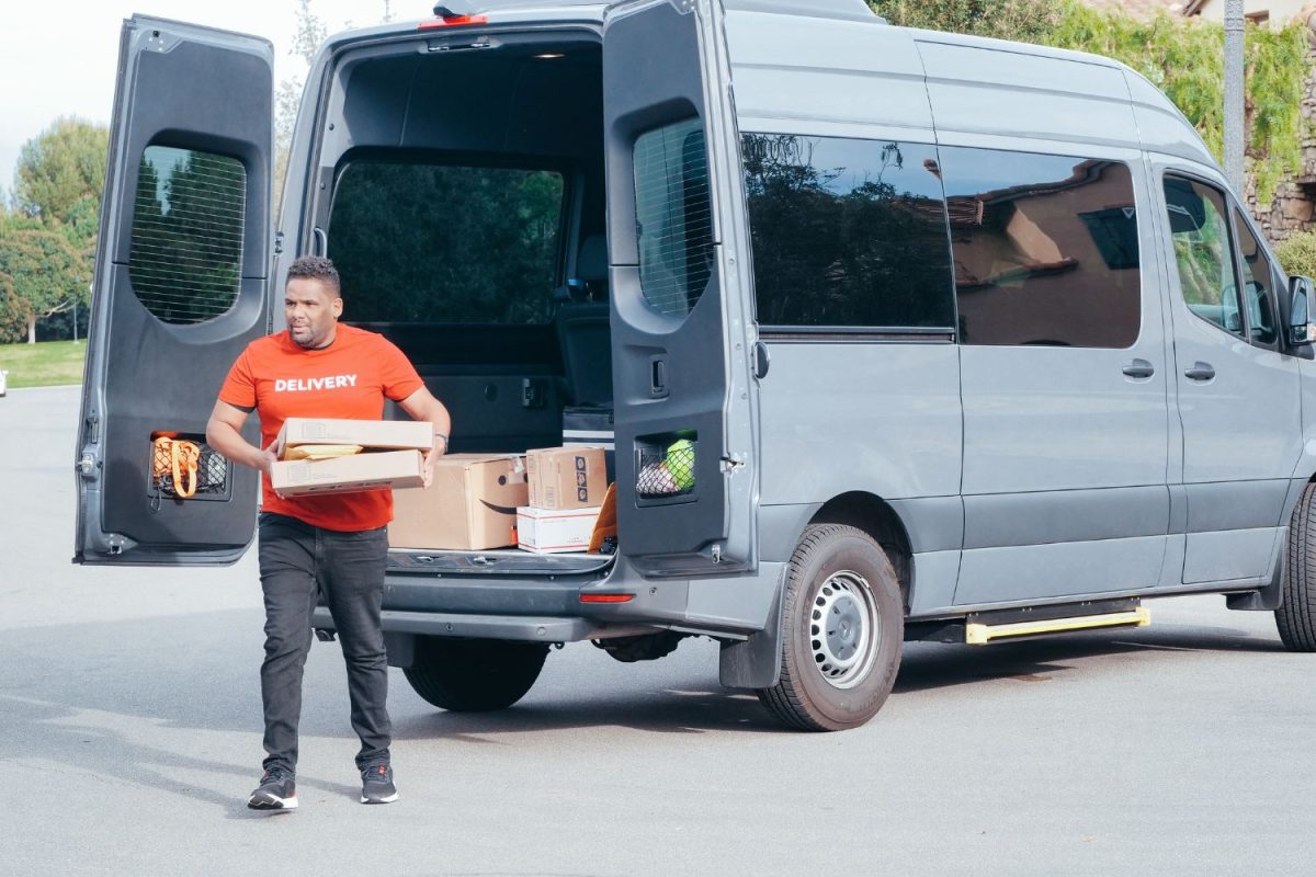 地面交收還是送上辦公室，亦是訂購派對到會時要注意的地方